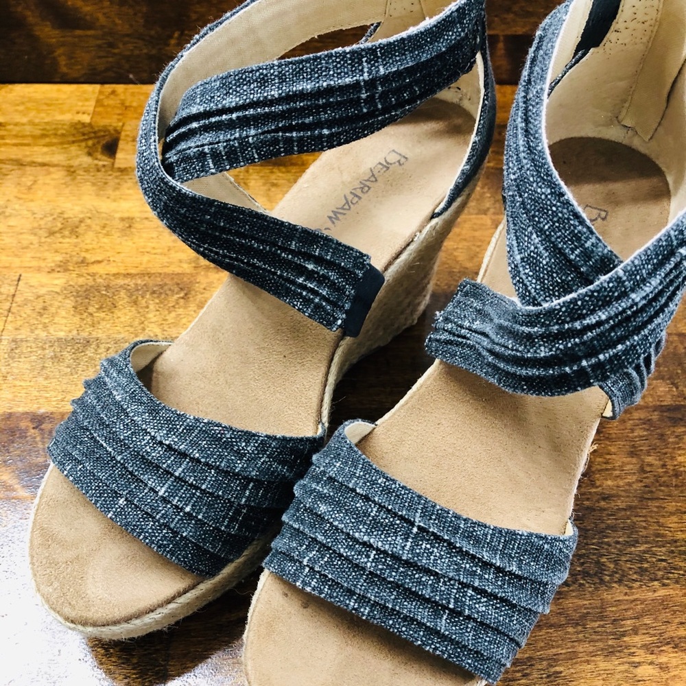 Women’s dress shoes